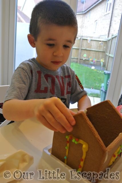 Gingerbread_House1