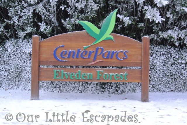snow covered center parcs elveden forest sign
