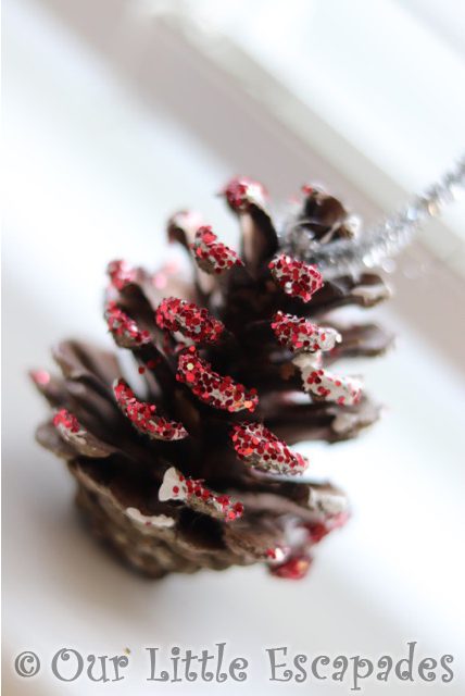decorated pine cone nursery christmas gifts