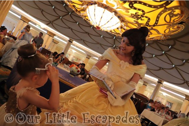 little e princess belle signing autographs