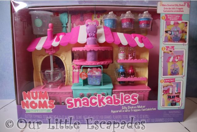 num noms snackables silly shakes maker