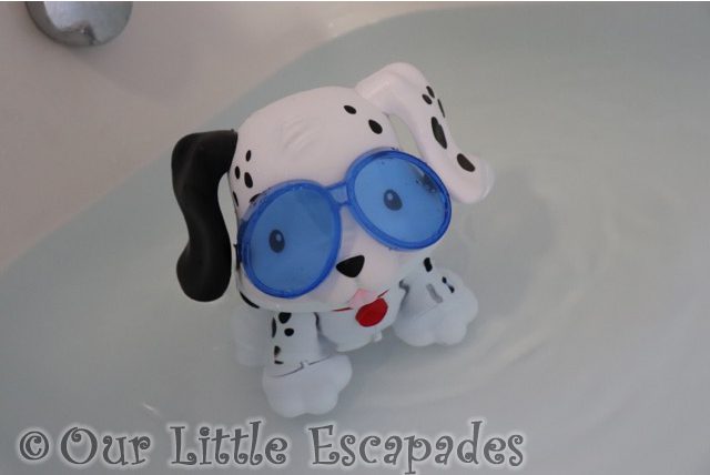 puppy swimming bath little tikes swim to me puppy Gift Ideas for Toddlers