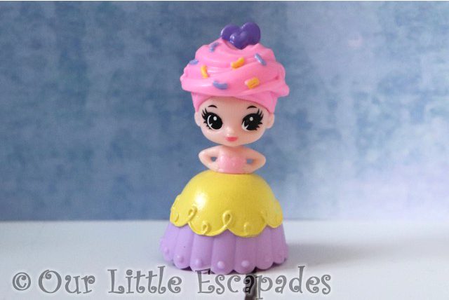 Zuru 5 SURPRISE Purple Season 2 purple cupcake princess