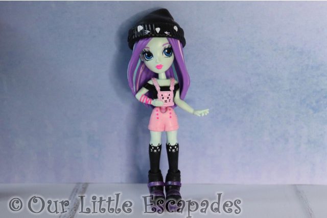 off the hook style doll brooklyn concert collection kitty rock
