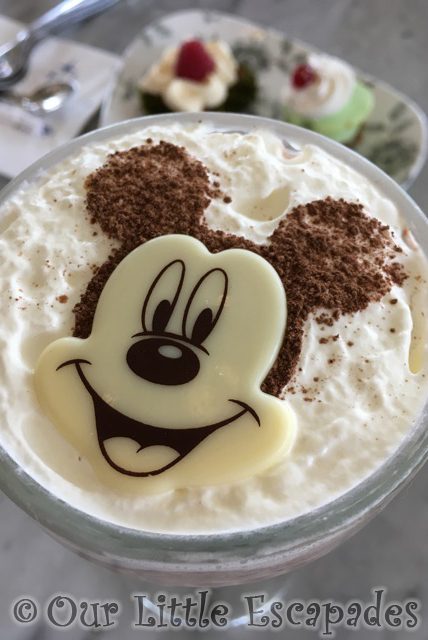 victorias home style restaurant mickey mouse milkshake disneyland paris