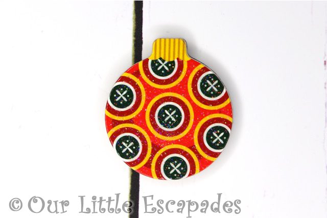 circle pattern magnetic christmas tree bauble