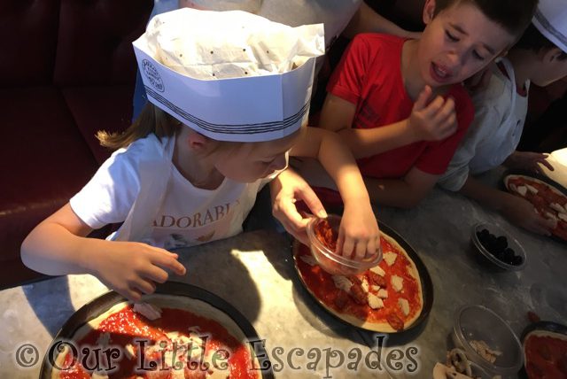 ethan little e pizza making party pizza express