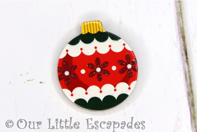 red flower pattern magnetic christmas tree bauble