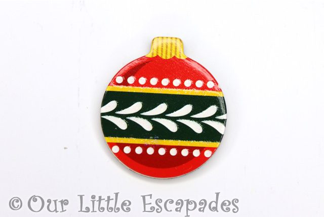 red green festive christmas pattern magnetic christmas tree bauble