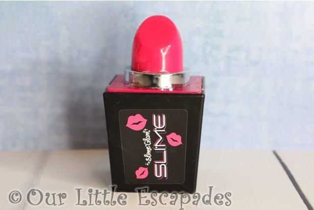lipstick glam shaker