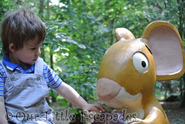 ethan touching mouse gruffalo hunting thorndon country park
