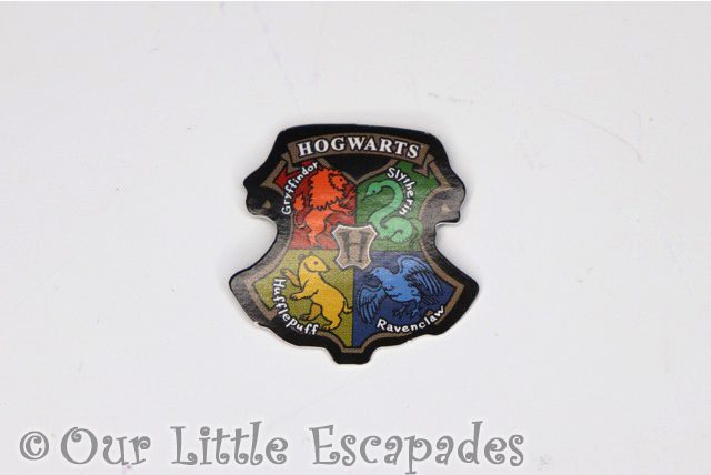 heat reveal hogwarts crest harry potter magical capsules