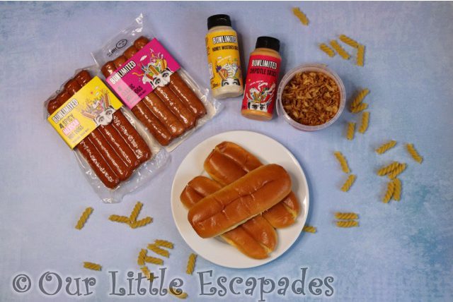 bunlimited hot dogs toppings
