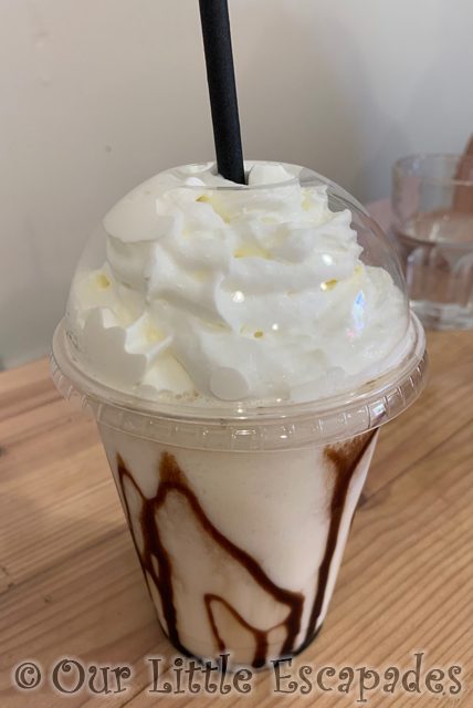 vanilla milkshake topped cream