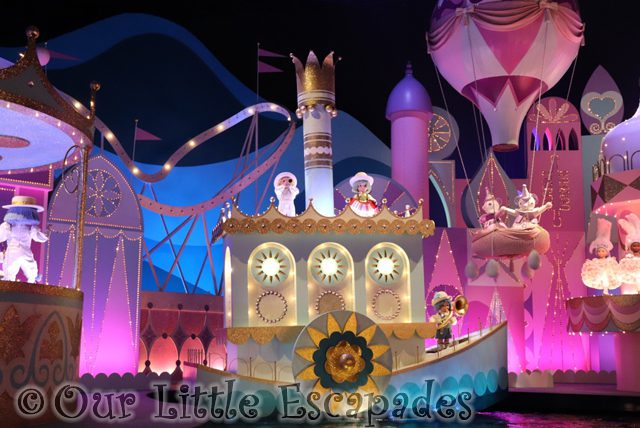 final room its a small world ride Toddler-Friendly Rides At Disneyland Paris
